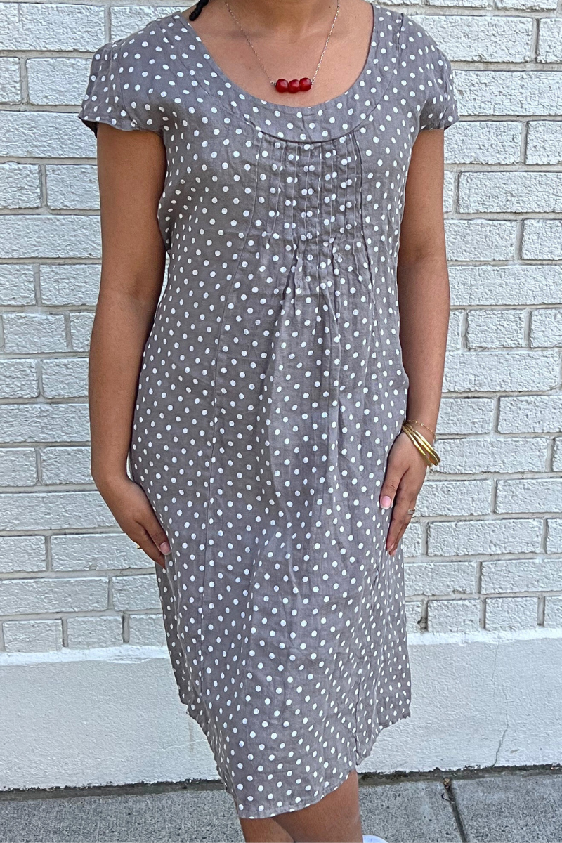 Louvre – Textured Large Polka Dot Knit Two Piece Dress Suit