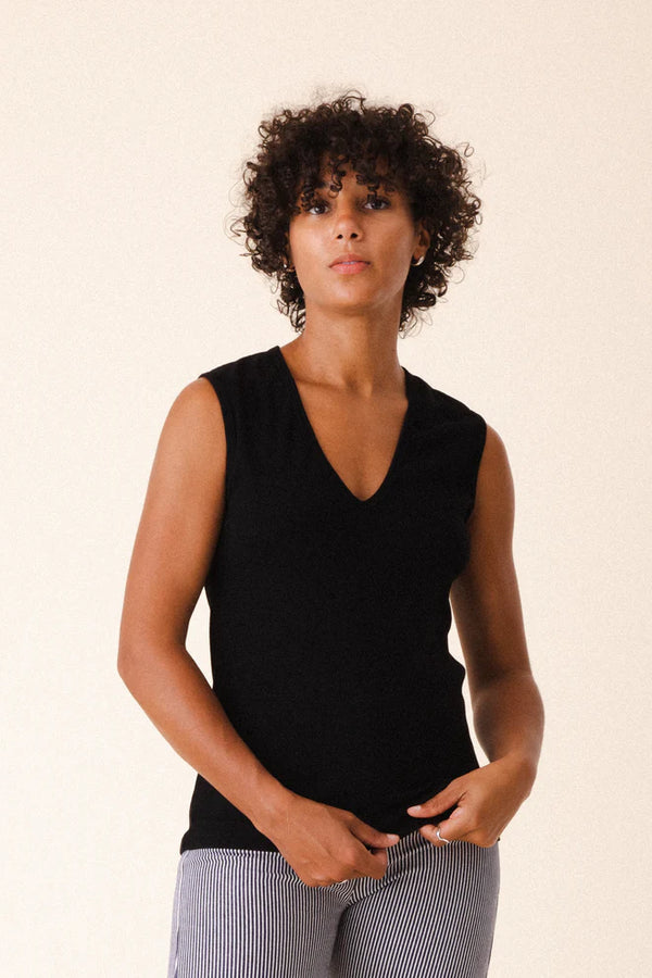 Sleeveless Soft V