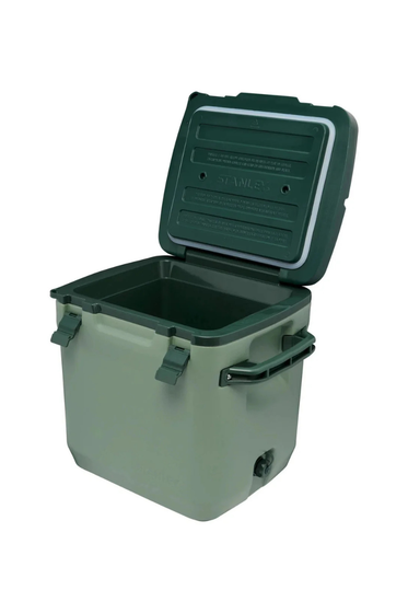 The Cold-For-Days Outdoor Cooler