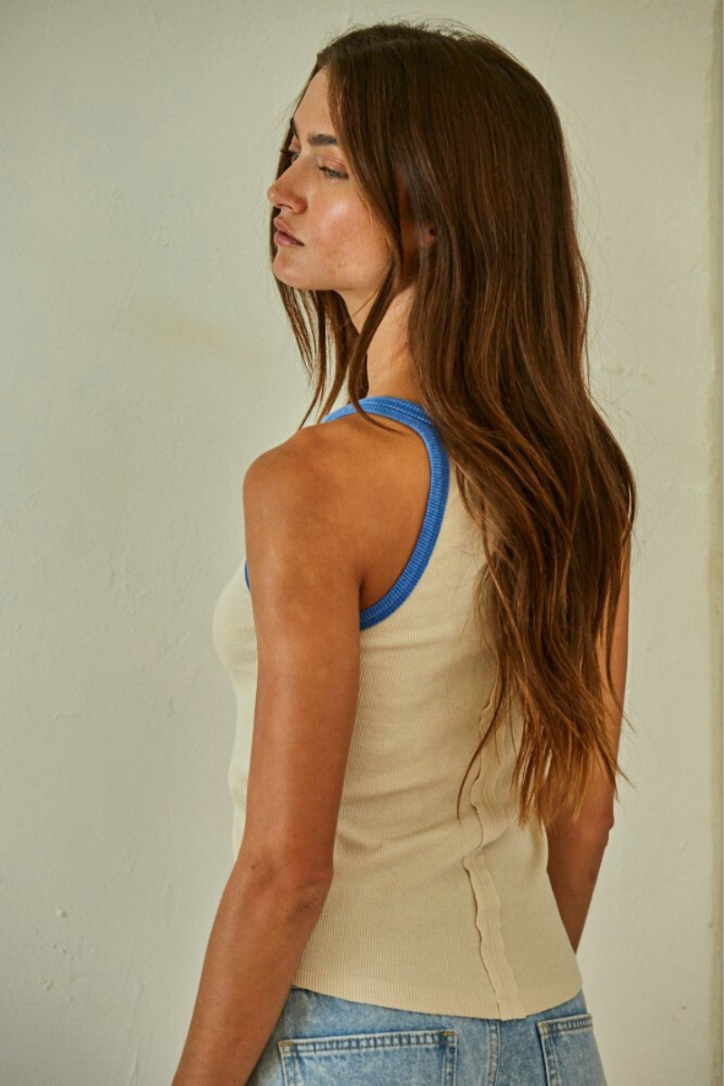 Contrast Trim Tank