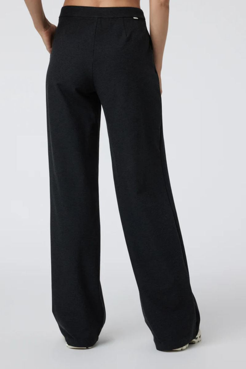 Elevation Trouser **IN-STORE PURCHASE ONLY**