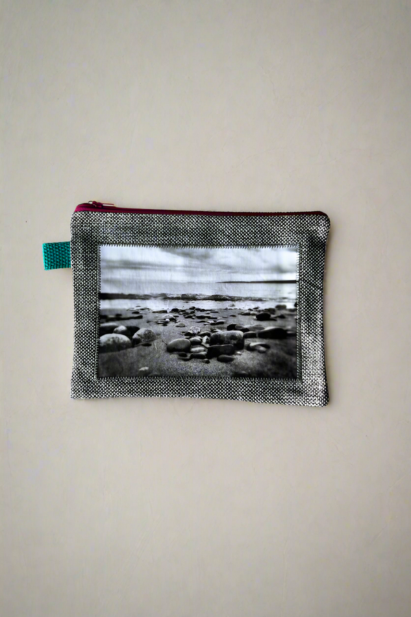 Rocky Beach Pouch