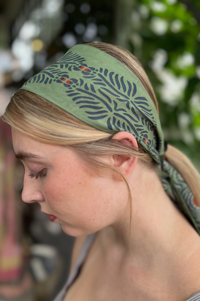 Camelia Headband