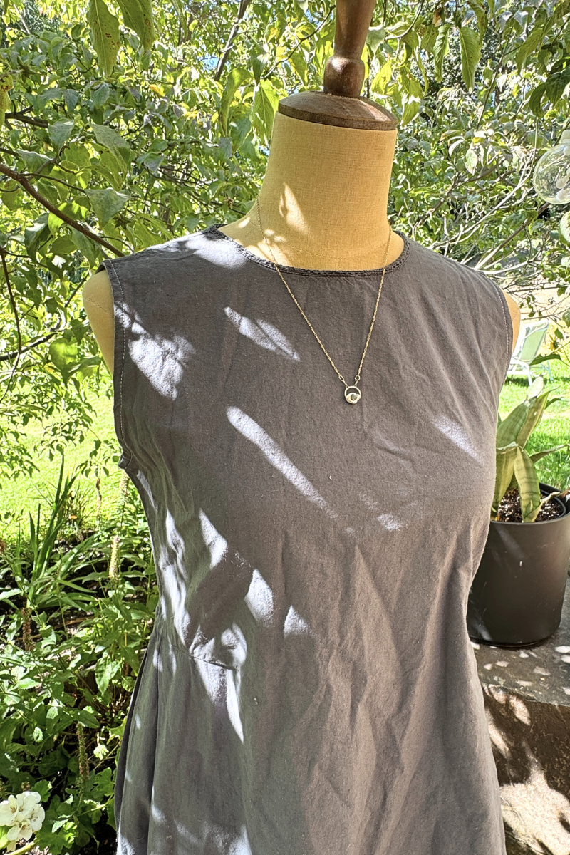 Charbon Doux (Soft Charcoal) Dress