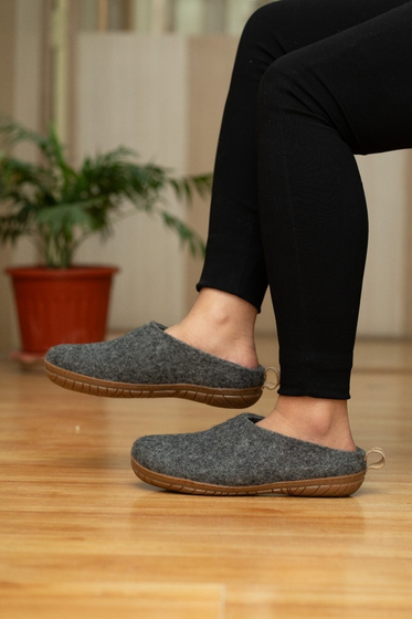 Unisex Outdoor Open Heel Slippers with Rubber Sole
