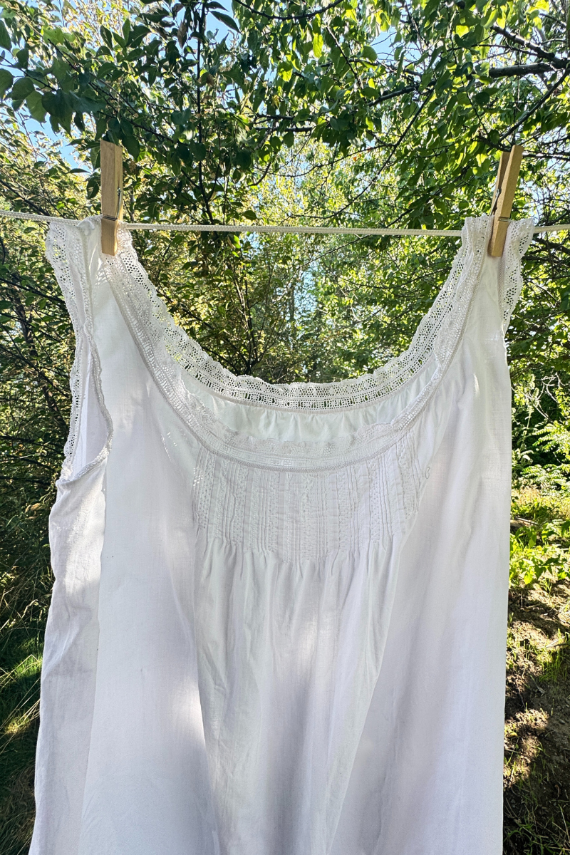 Doux Souvenir (Sweet Memory) Dress