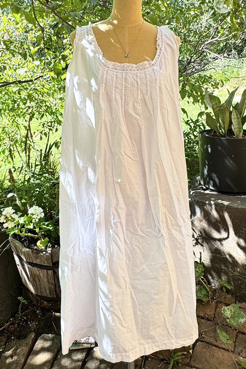 Doux Souvenir (Sweet Memory) Dress