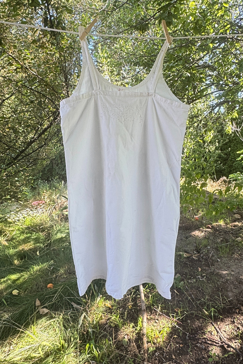 Fleur Blanche (White Flower) Dress