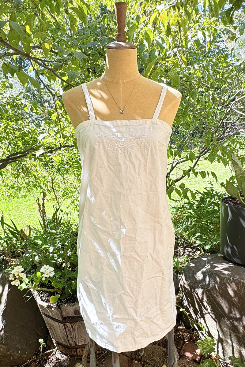 Fleur Blanche (White Flower) Dress
