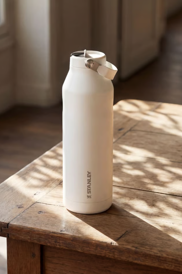 Iceflow bottle Flip Straw Lid 50 Oz.