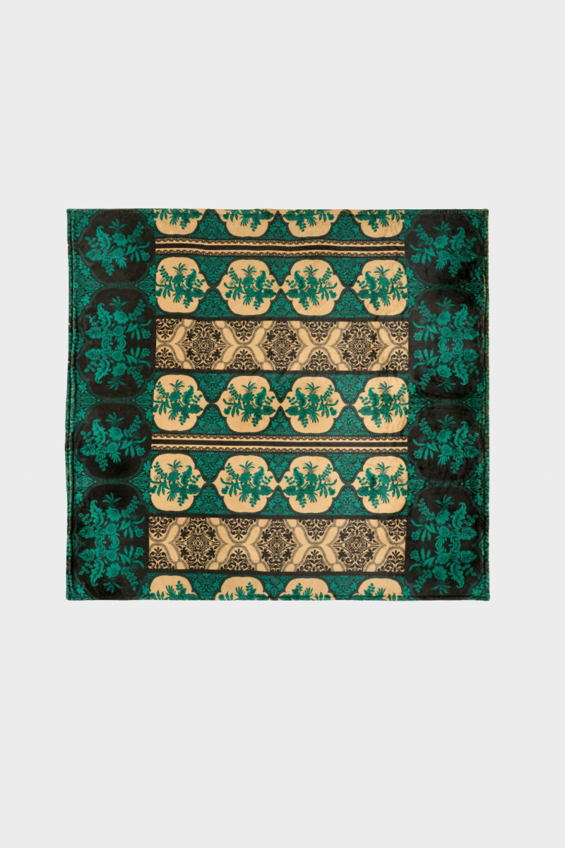 Laurel Canyon Cozy Blanket