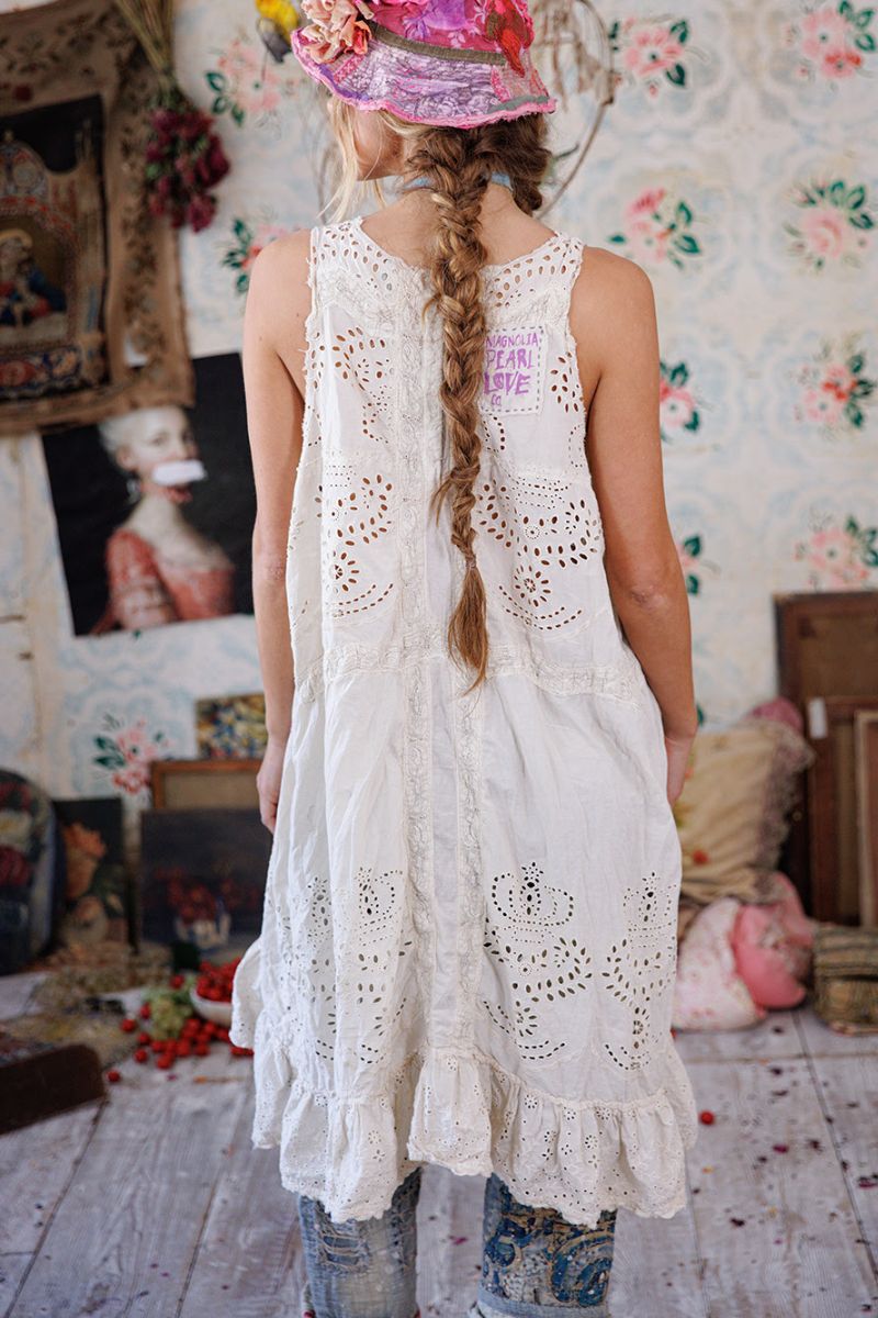 Royalty Eyelet Layla Slip