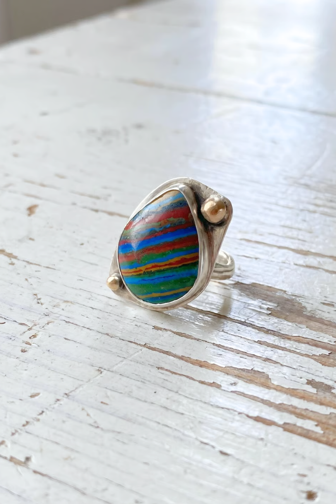 Rainbow Calcita Ring