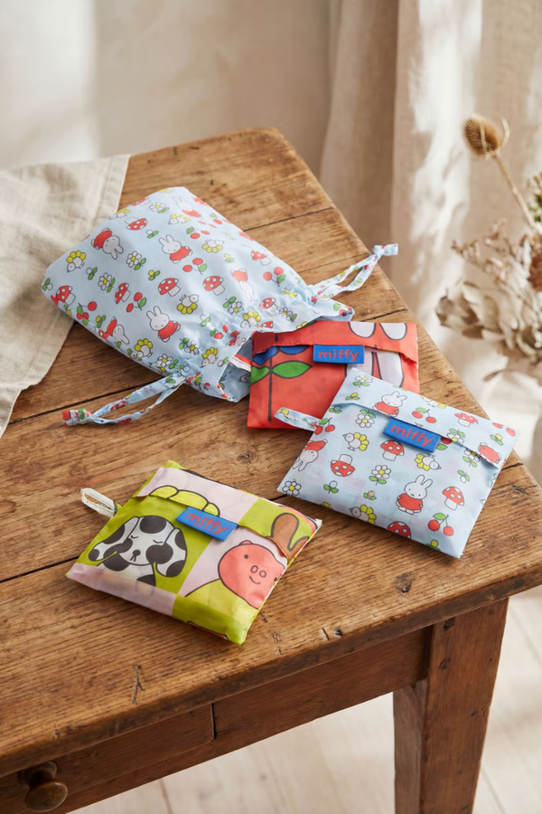 Portachiavi BAGGU X Miffy &ndash; Nylon Crema Con Coniglietto &ndash; Raro, Nuovo Con Etichette