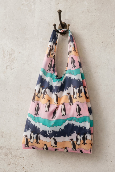 Big Baggu Penguin