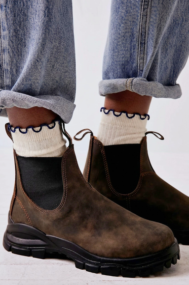 The Petite Ruffled Modal Socks