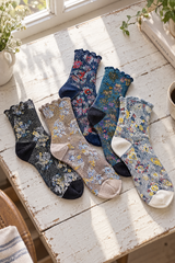 Vintage Floral Print Ribbed Ruffle Cuff Knit Crew Socks