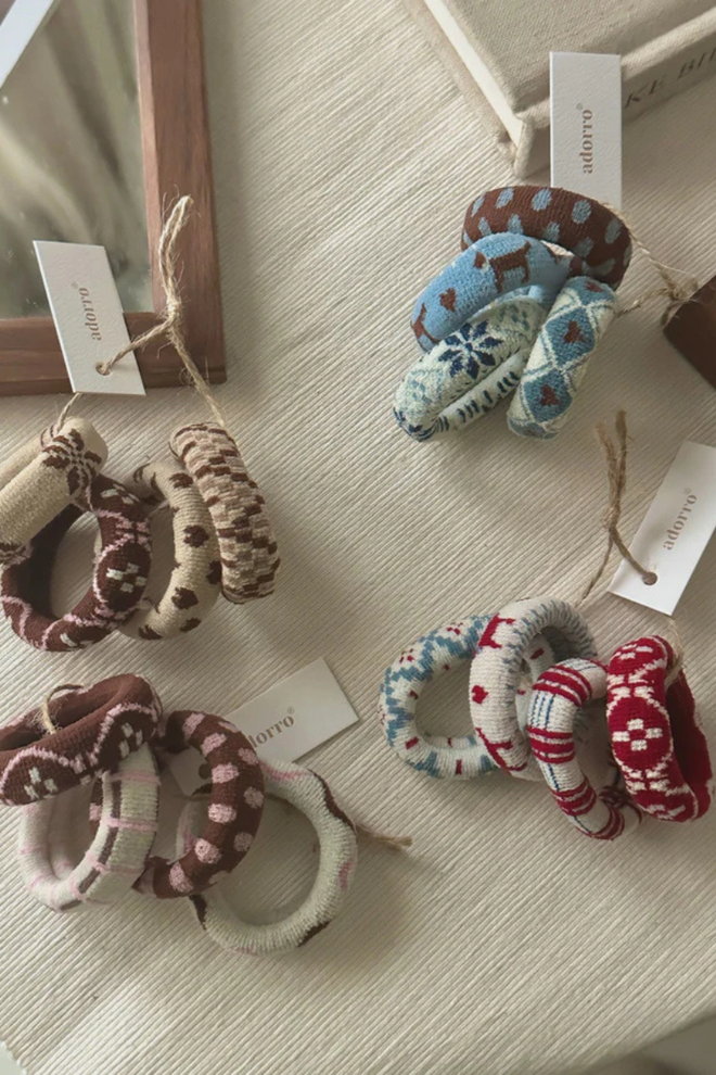 Winter Patterned Thick Seamless Hair Ties (Set of 4)
