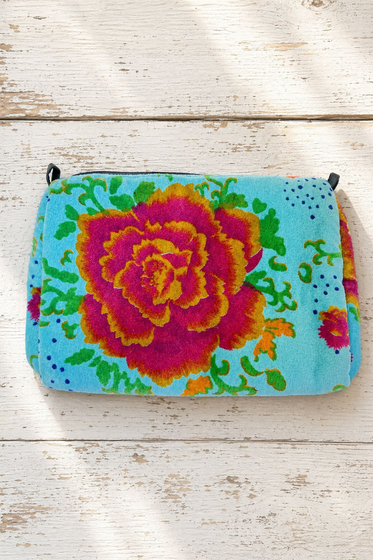 Rome Velvet Pouch Peonies Red