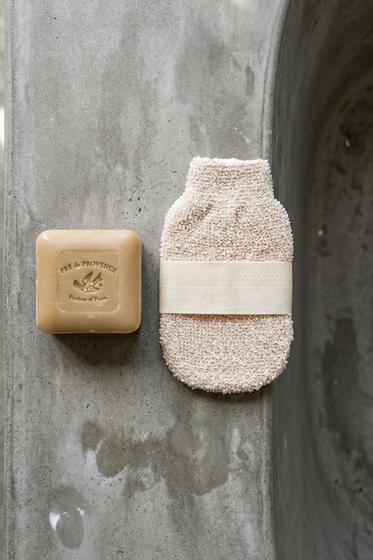 Bouclé Bath Mitt