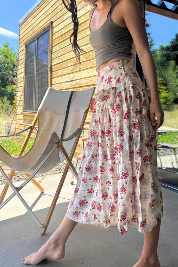 The Dancing Skirt