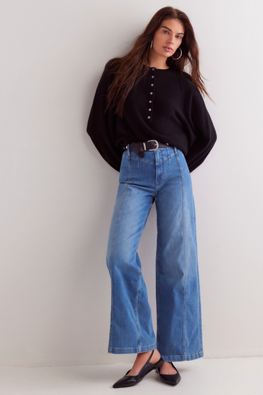 Libre Wide Leg Jeans