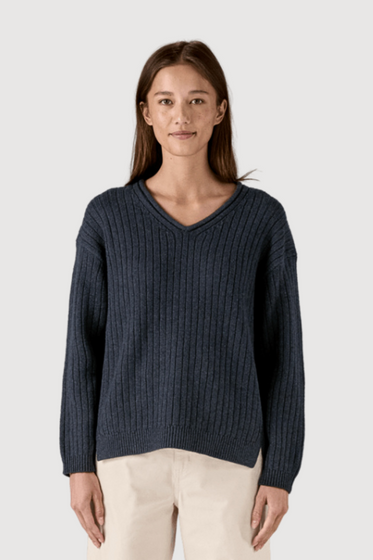 W's Recycled Wool-Blend V-Neck Sweater