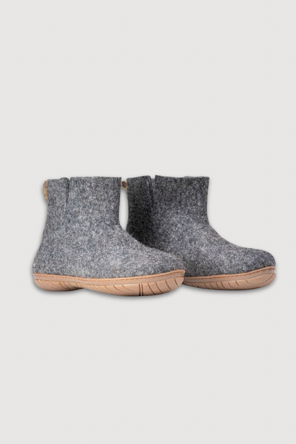 Women's Outdoor Low Boots with Rubber Sole