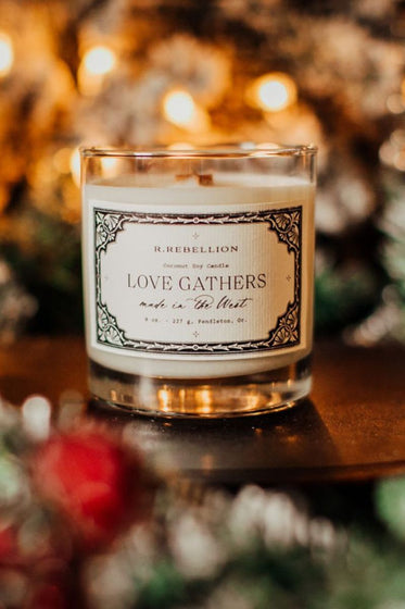 Love Gathers Candle