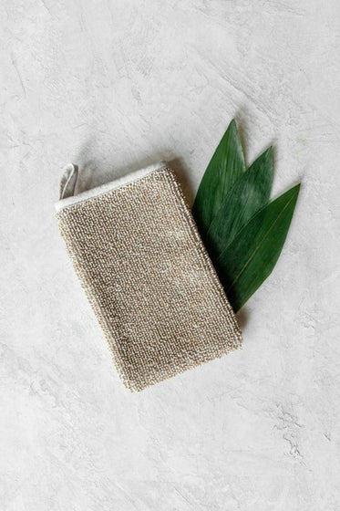 Sasawashi Deep Exfoliating Body Scrub Mitt
