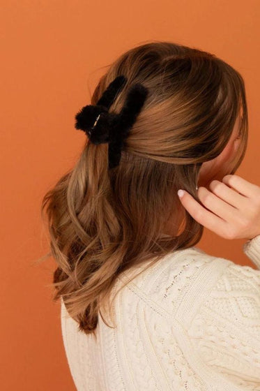 Werewolf Fur Claw Clip