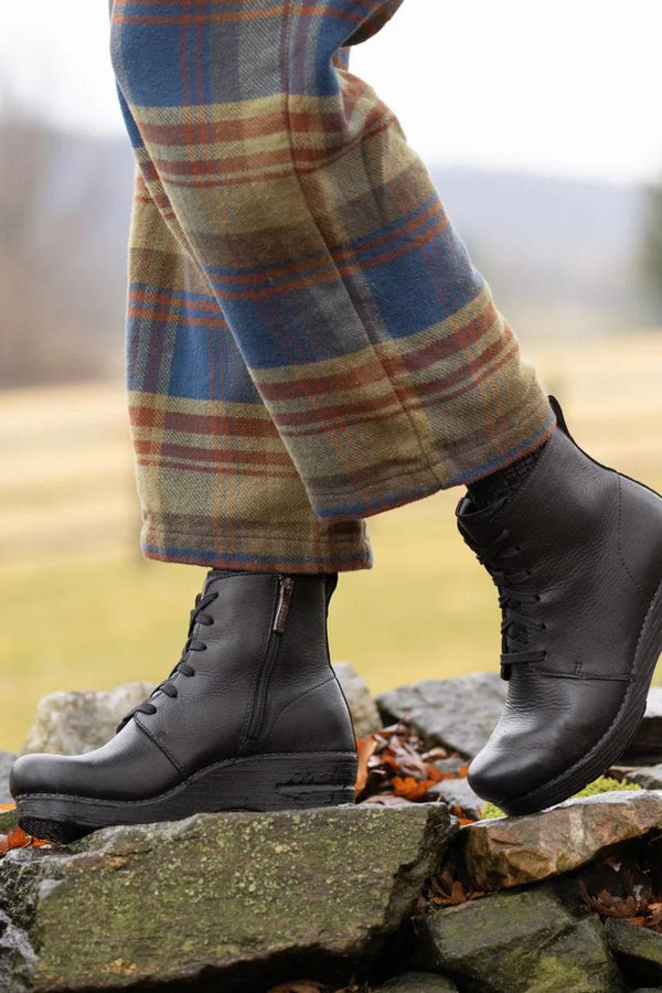 Sigourney Boot