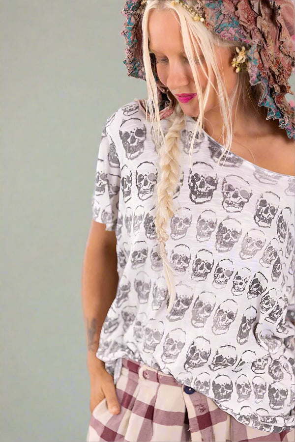 Skulls Tee
