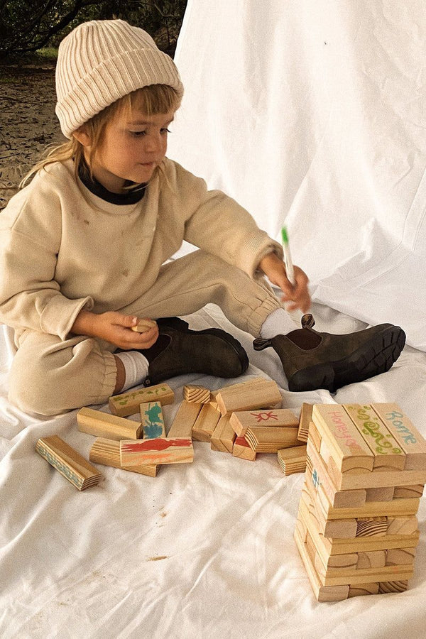 Colour-In Jumbling Tower Set Majorelle