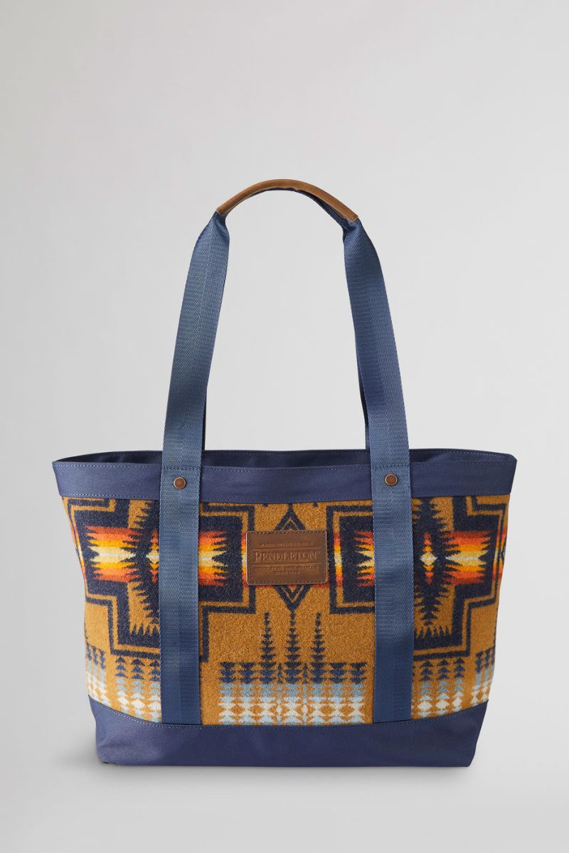 Pendleton Zip Tote – Studio Opal Boutique