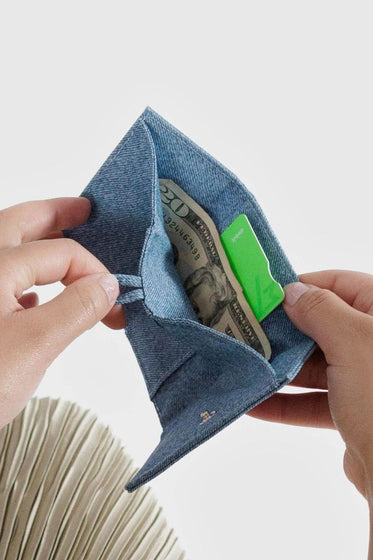Snap Wallet Baggu
