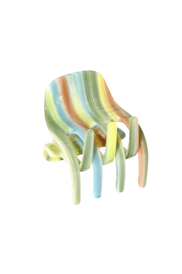 The Small Hair Claw Clip in Taffy