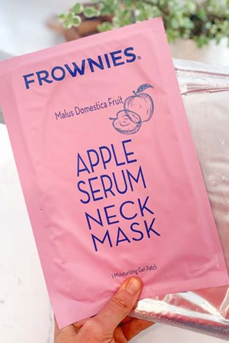 Neck Mask with Apple Stem Cell Serum