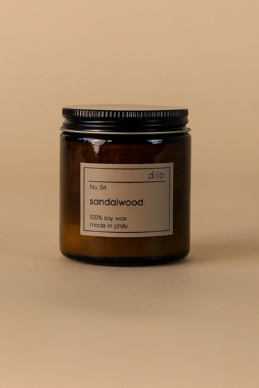 No. 04 Sandalwood Candle
