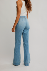 Cerine Relaxed Bootcut