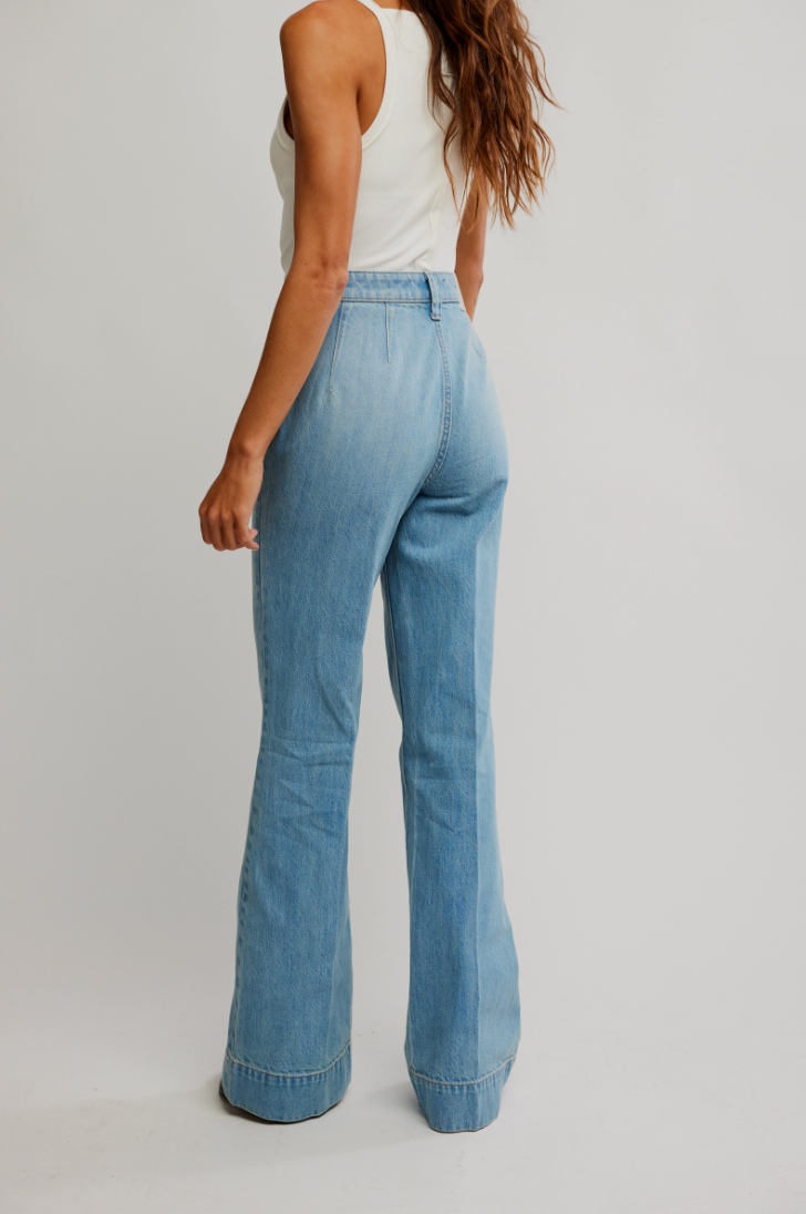 Cerine Relaxed Bootcut