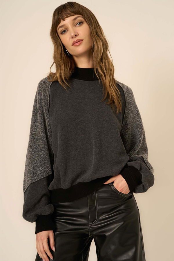 Bette Seamed Mockneck