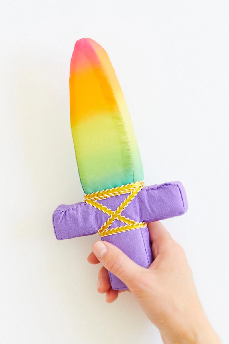 Rainbow Dagger
