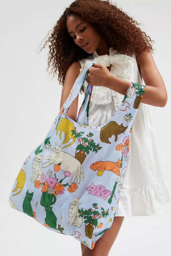 Big Baggu Table Cats