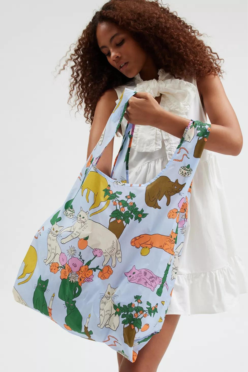 Big Baggu Table Cats