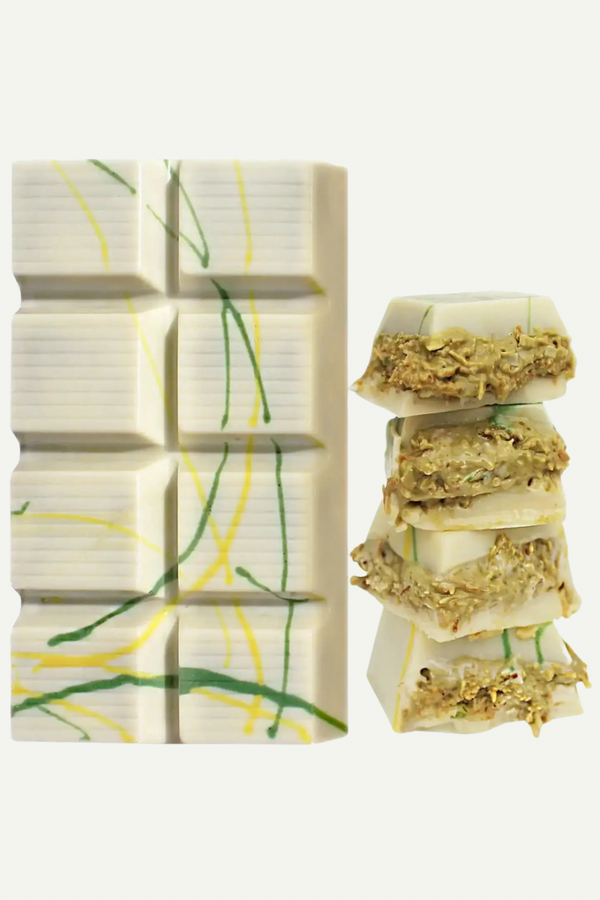 White Dubai Chocolate Crispy Knafeh Pistachio Bar Gift Ready