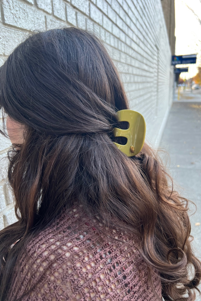 Simple Solid Color Small Hair Claw