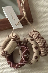 Winter Patterned Thick Seamless Hair Ties (Set of 4)