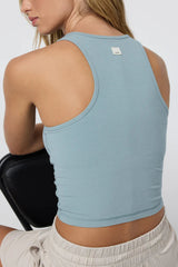 Pose Plyo Tank