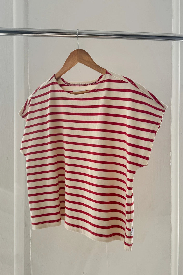 Manon Tee